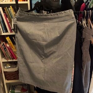 BNWT SOHO Classic Gray Plaid Women's Skirt 👵MT